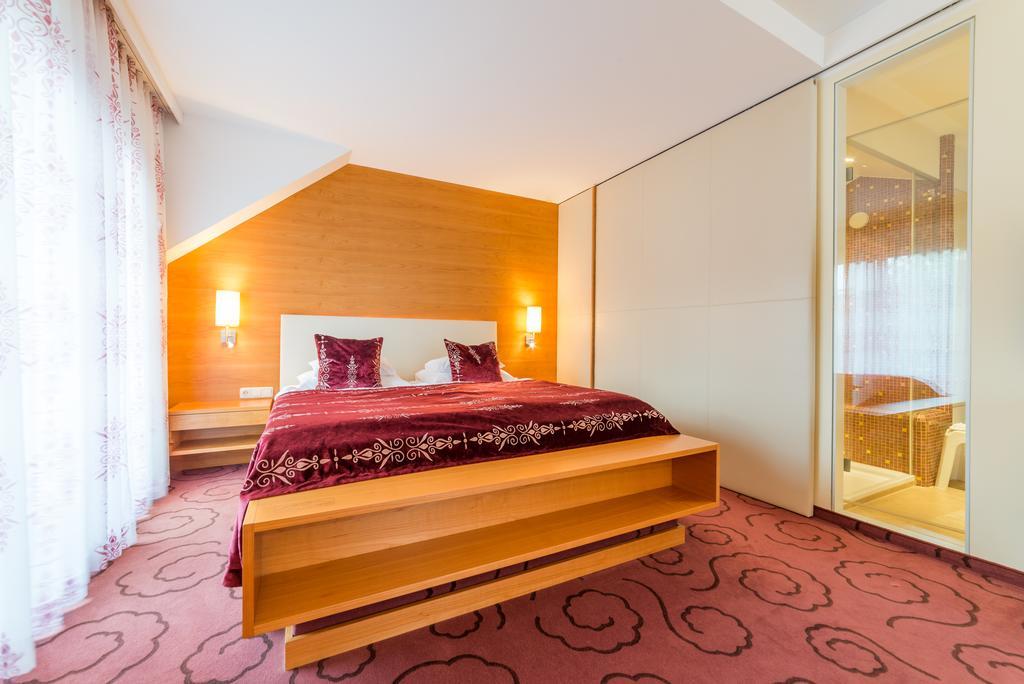 Vitalzeit Hotel Weber Bad Schönau Eksteriør bilde